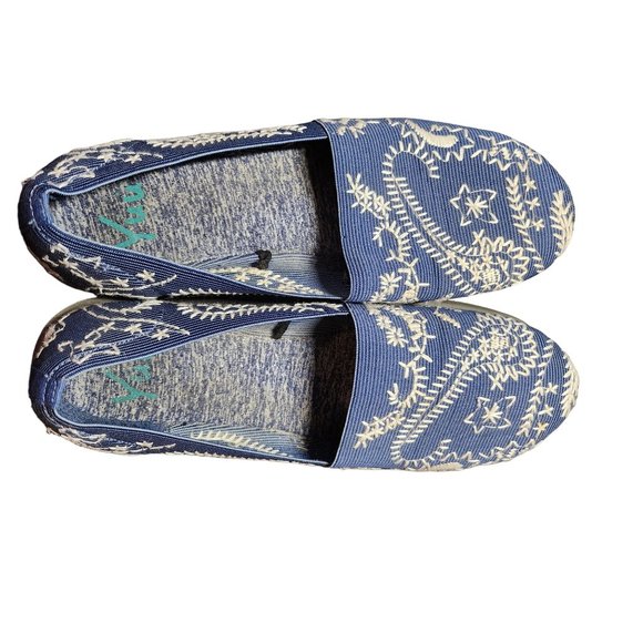 Yuu Blue White Embroidered comfortable shoes Size 9 1/2‎ - Picture 7 of 7